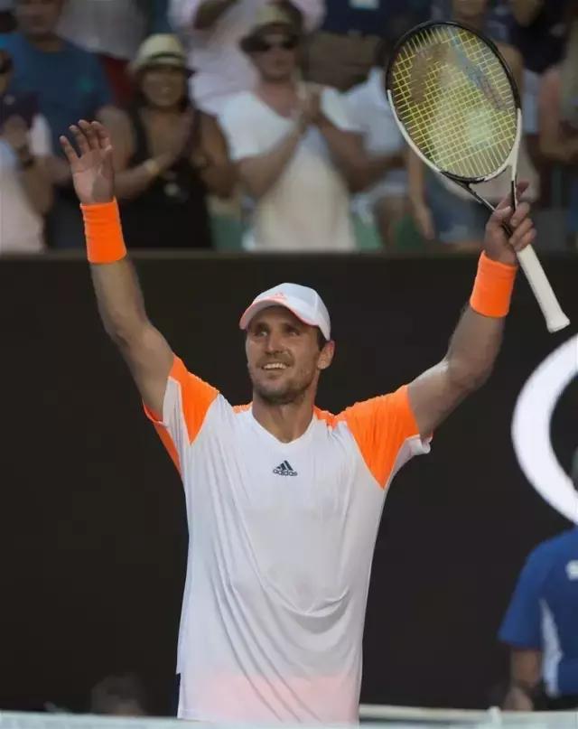 被前女友指 被前女友指